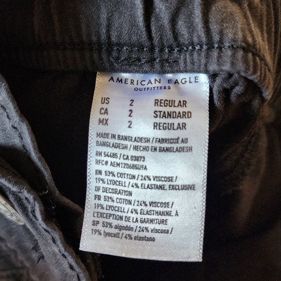 American Eagle Joggers - Picture 3 of 4